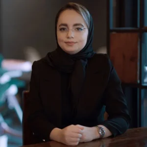 آرزو یعقوبی مدرس UIUX و برنامه نویسی